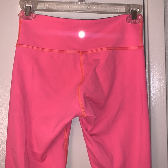 Lululemon Athletica Reversible Yoga Pants - Picture 7 of 12